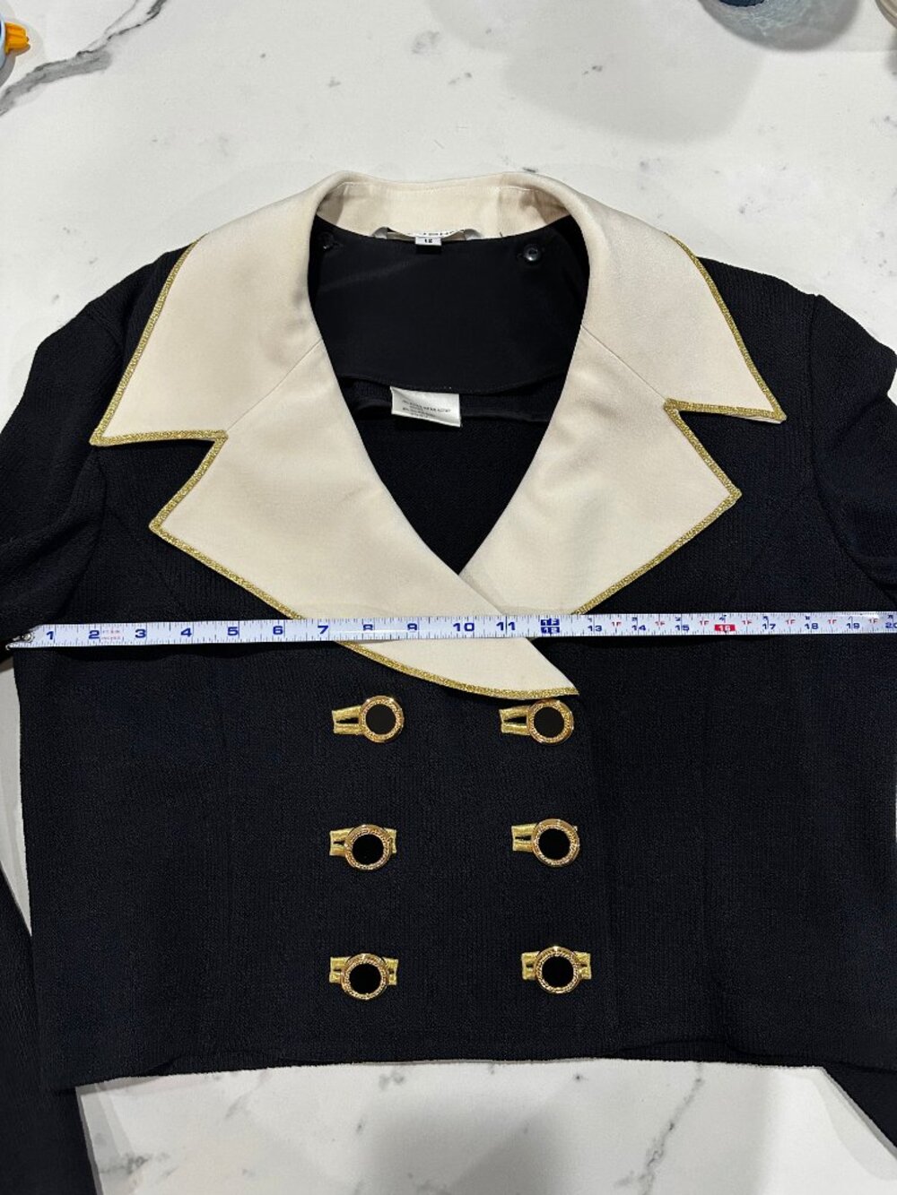 Vintage St. John 2 in 1 Santana Knit Cropped Jacket Removable Collar Sz 12 - Picture 11 of 11